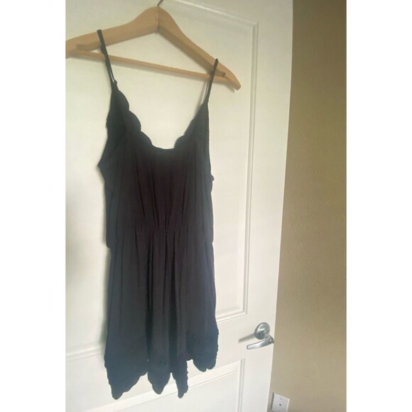 Xhiliration cute black fancy flowing lace trim summer romper medium loose fit - Picture 3 of 9